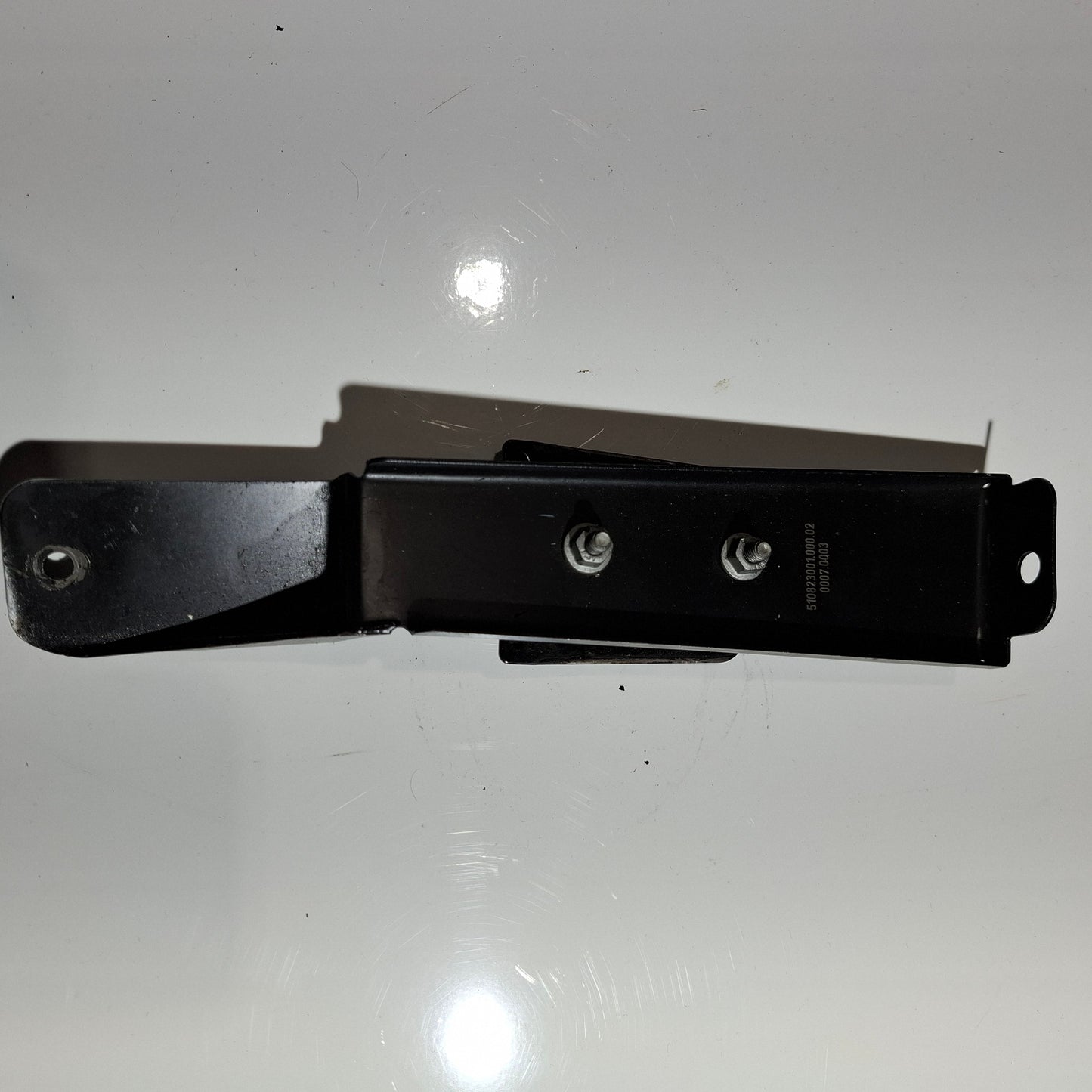 BRACKET, WASHER FLUID RESERVOIR (MODELYEAR 2012)