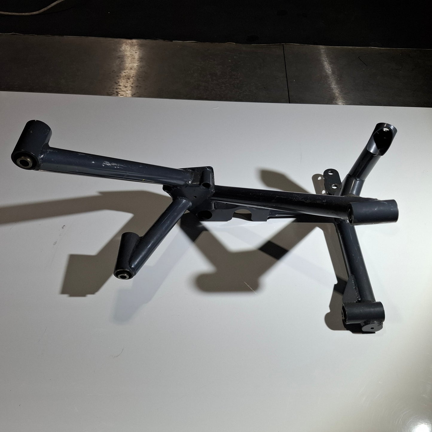 REAR END FRAME TRANSMISSION LE