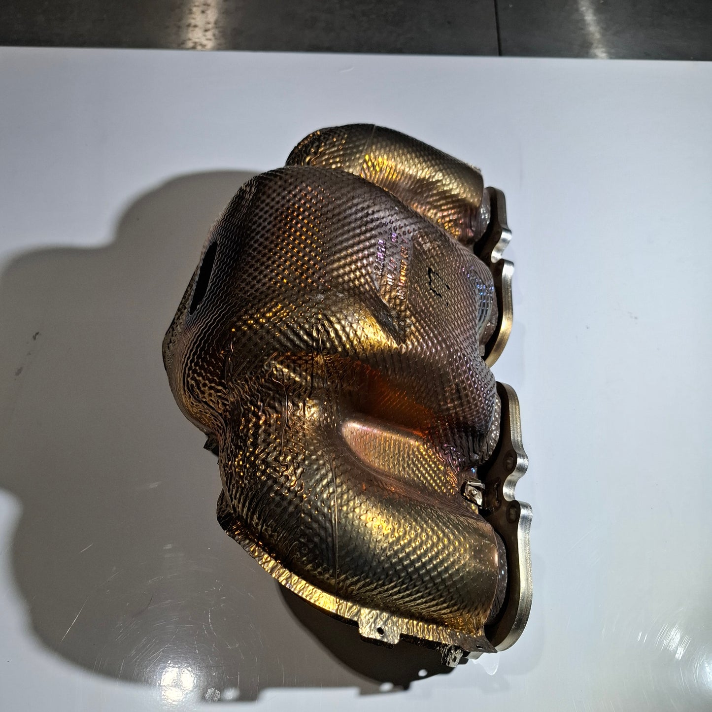 EXHAUST MANIFOLD LE