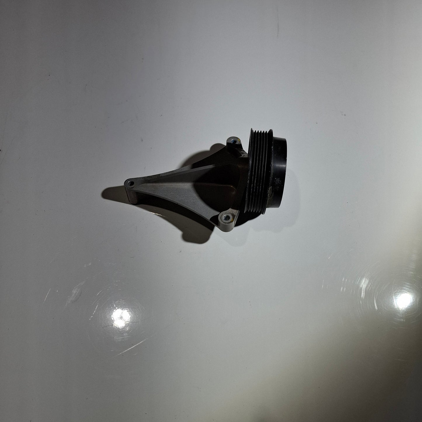 BELT PULLEY BRACKET