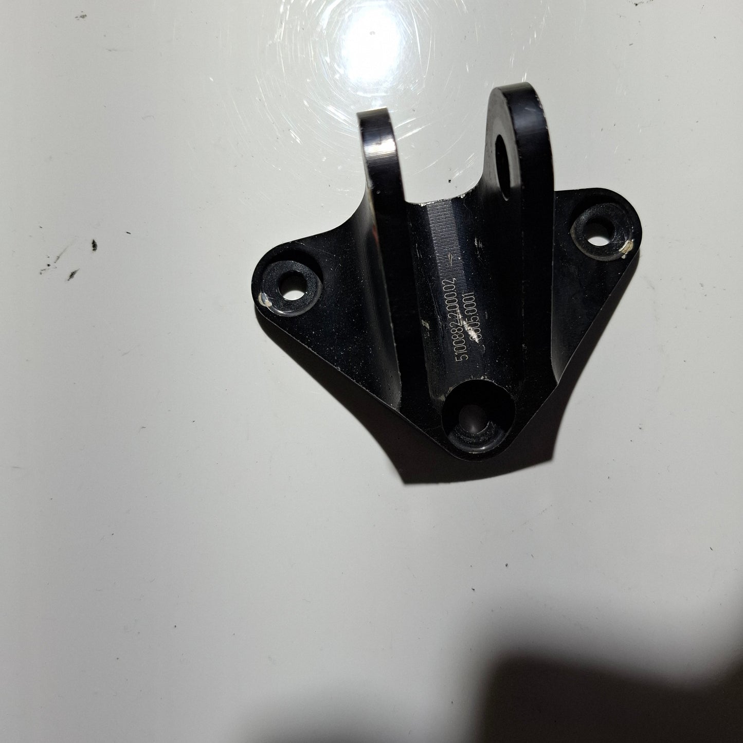 DAMPER MOUNT RA UP