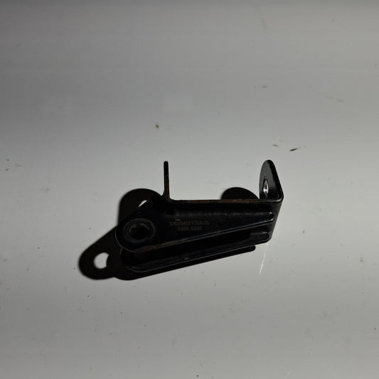 UPPER SUPPORT BRACKET