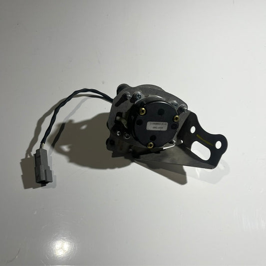VACUUM PUMP
