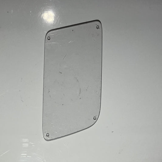 Plexiglass cover for auxiliary headlights
