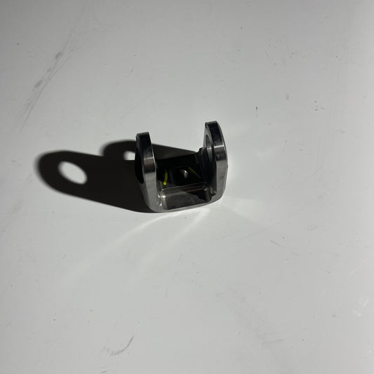 BUSHING MOUNT